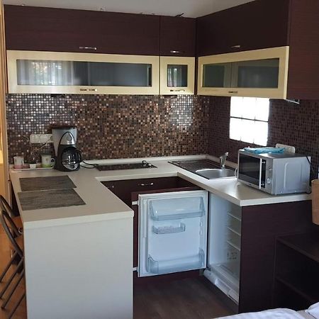Keller Arany Apartmanok Хайдусобосло Экстерьер фото
